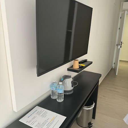 Room San Pedro De Alcantara มาร์เบยา ภายนอก รูปภาพ
