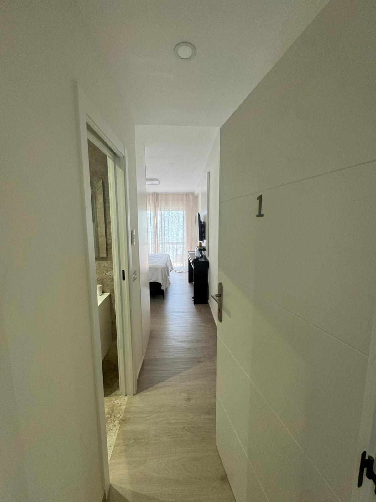 Room San Pedro De Alcantara มาร์เบยา ภายนอก รูปภาพ